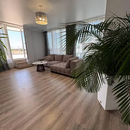 з терасою жк море Apartment Odesa